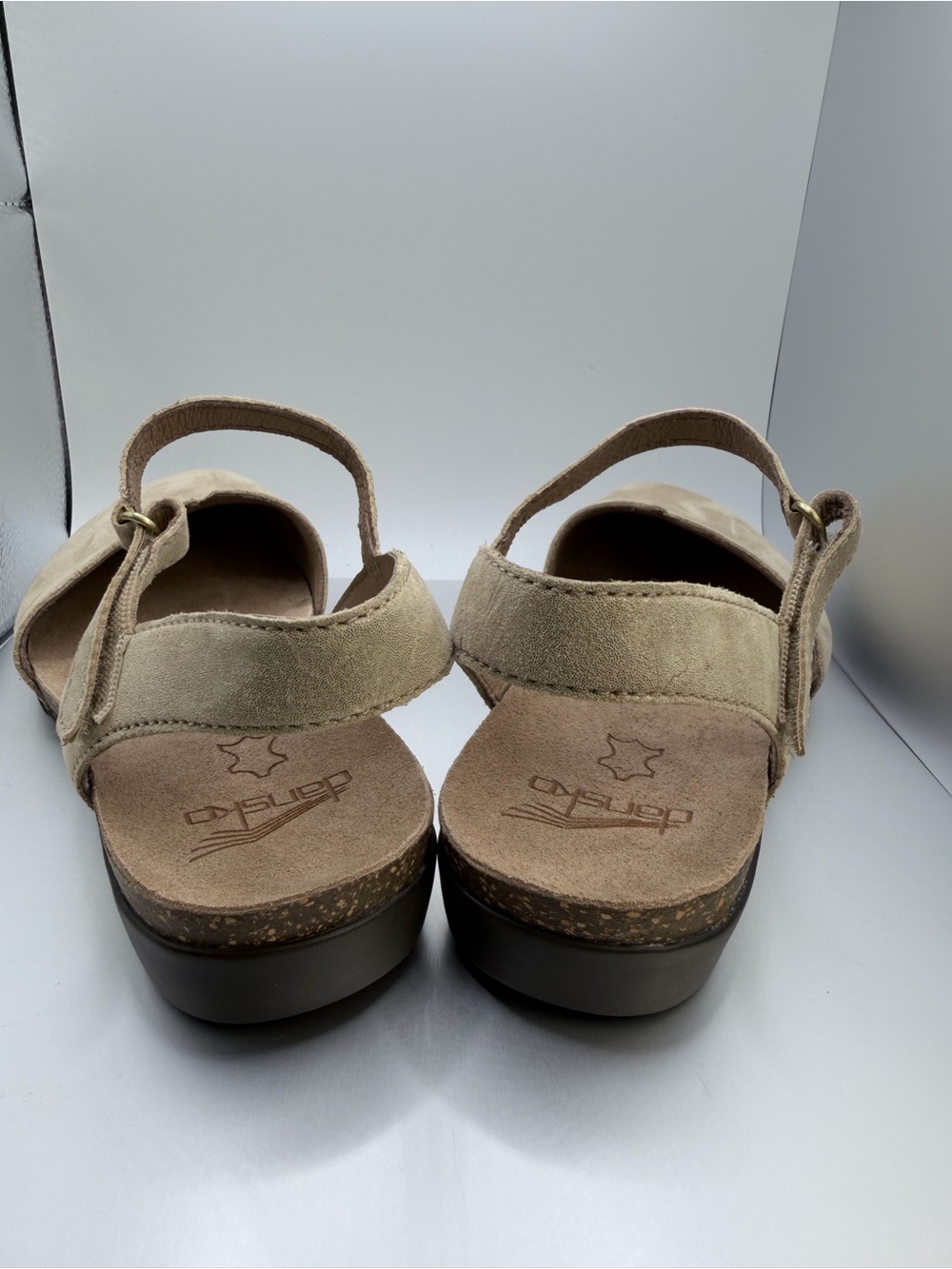 DANSKO ROWAN (WOMEN'S) - TAUPE MILLED NUBUCK - Picture 9 of 15